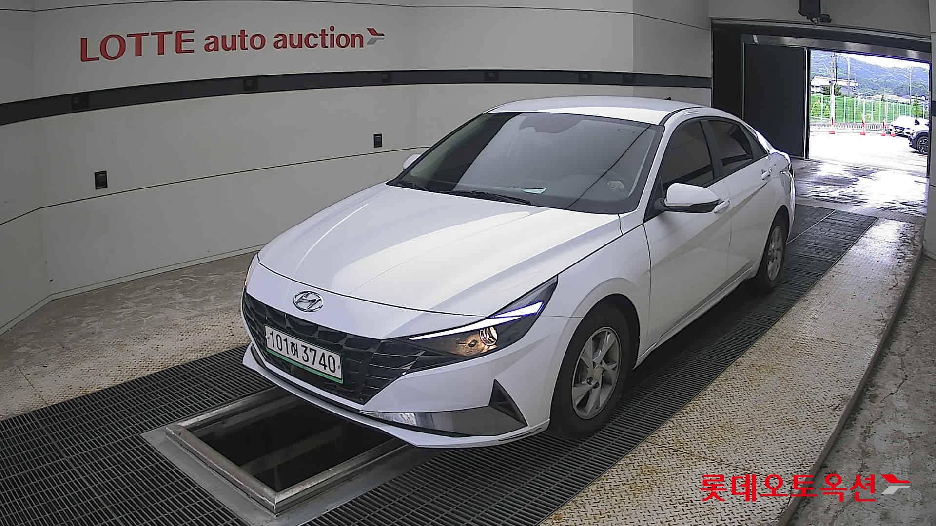 2021 - hyundai avante