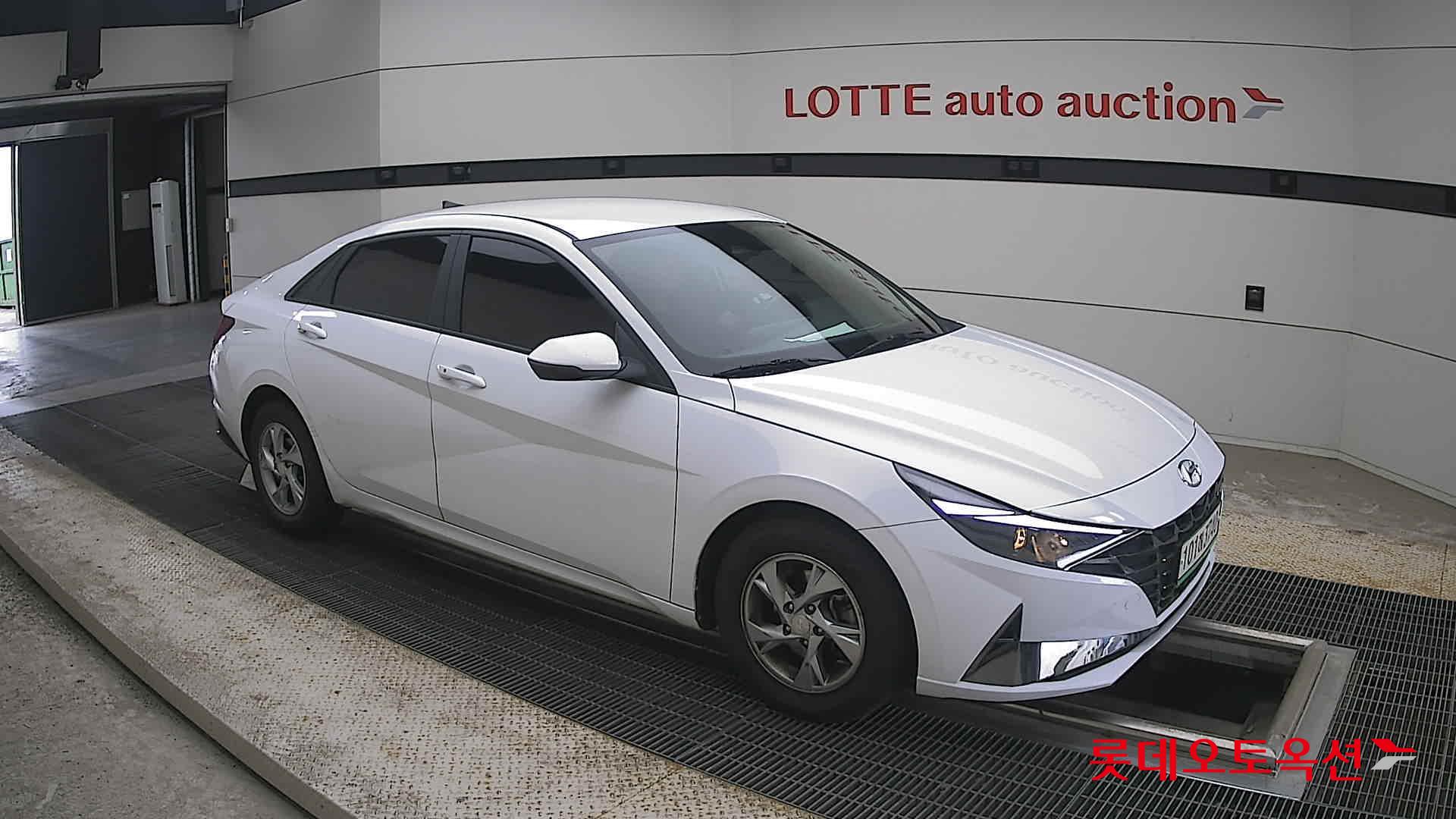 2021 - hyundai avante