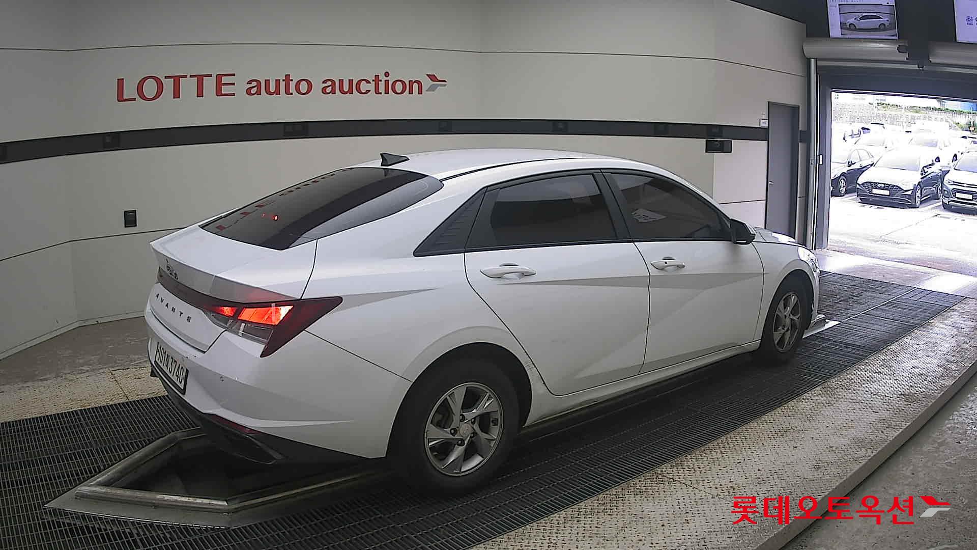 2021 - hyundai avante