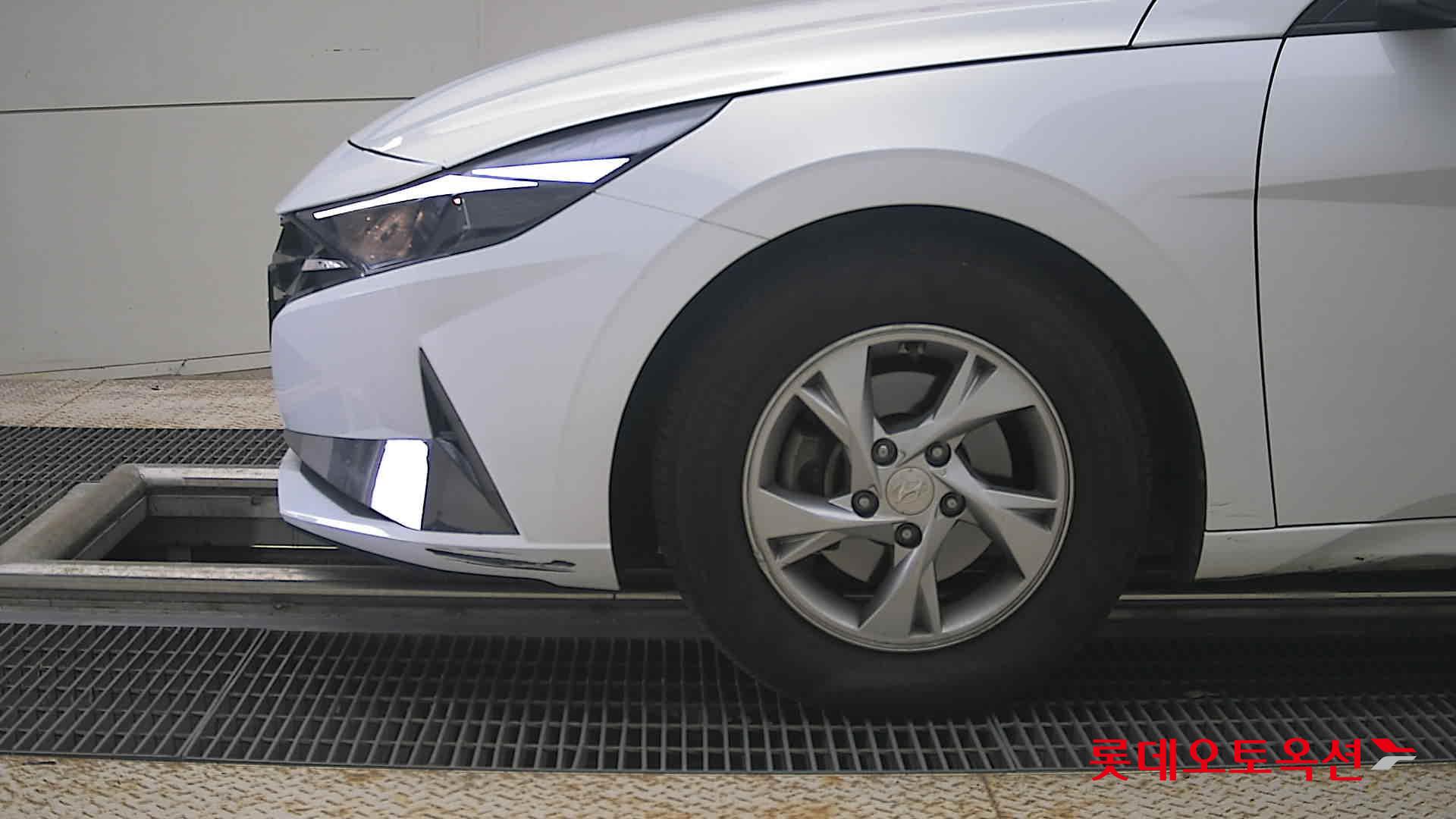 2021 - hyundai avante