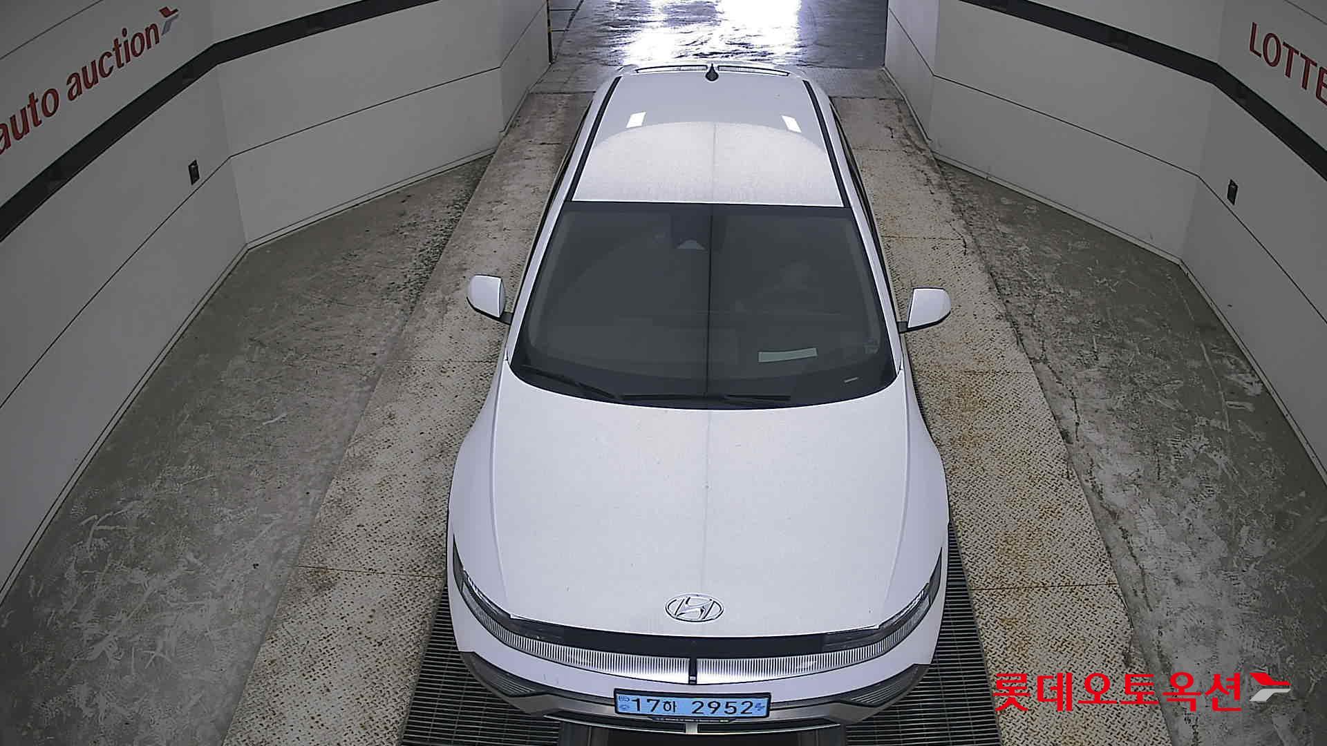 2024 - hyundai ioniq