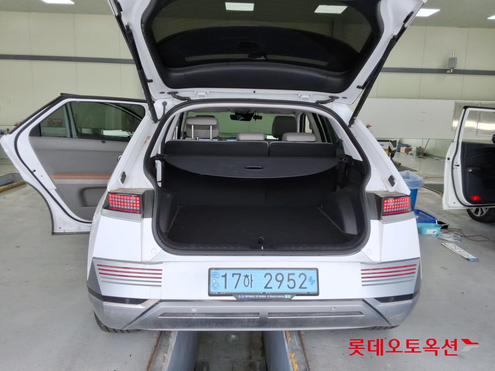 2024 - hyundai ioniq