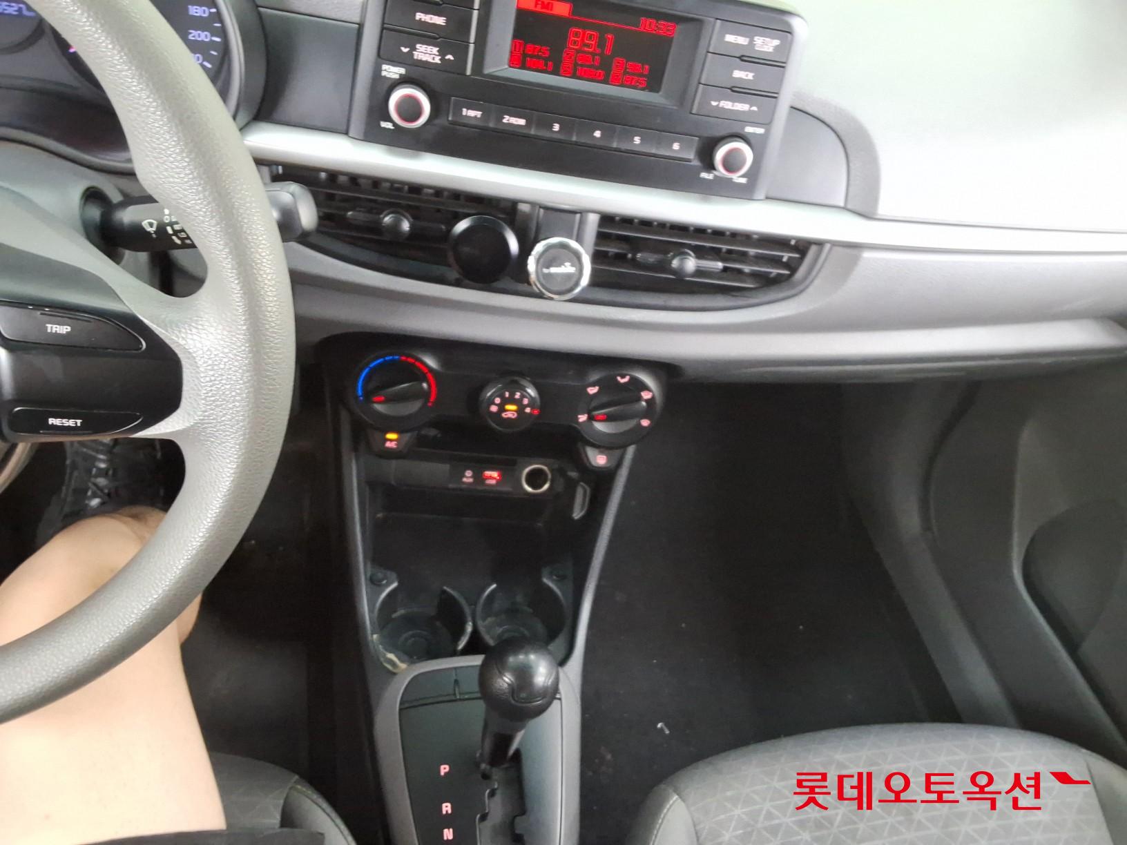 2019 - kia morning