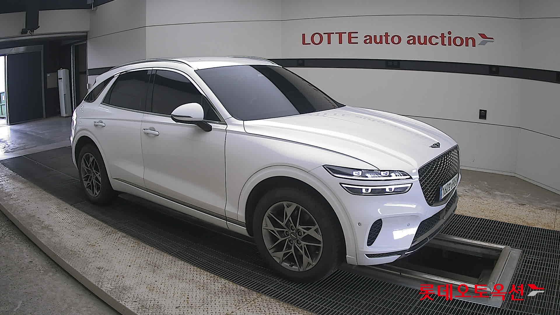 2021 - genesis gv70