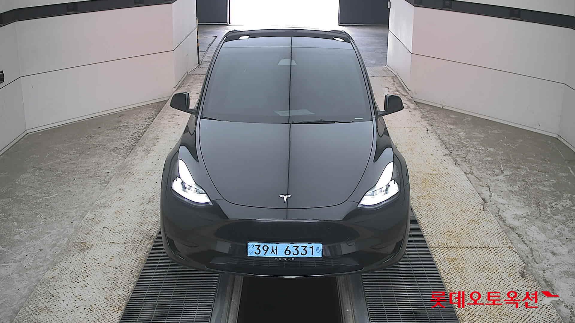 TESLA MODEL Y RWD (E)