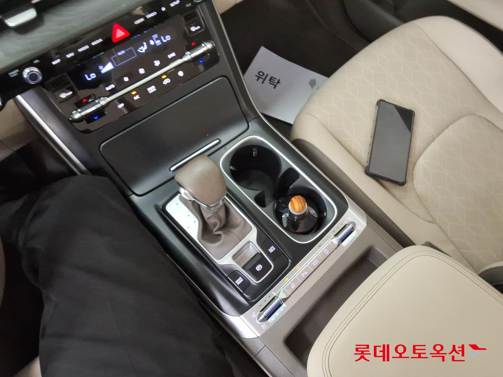 2023 - kia carnival