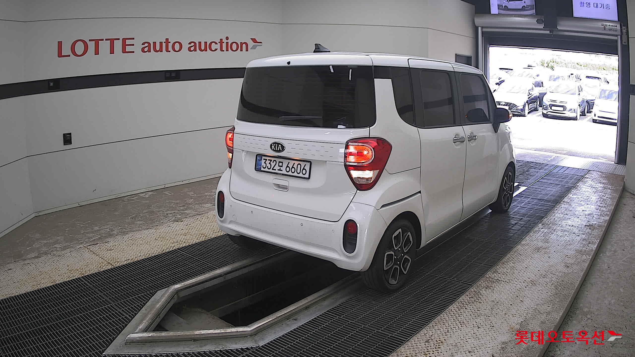 2021 - kia ray