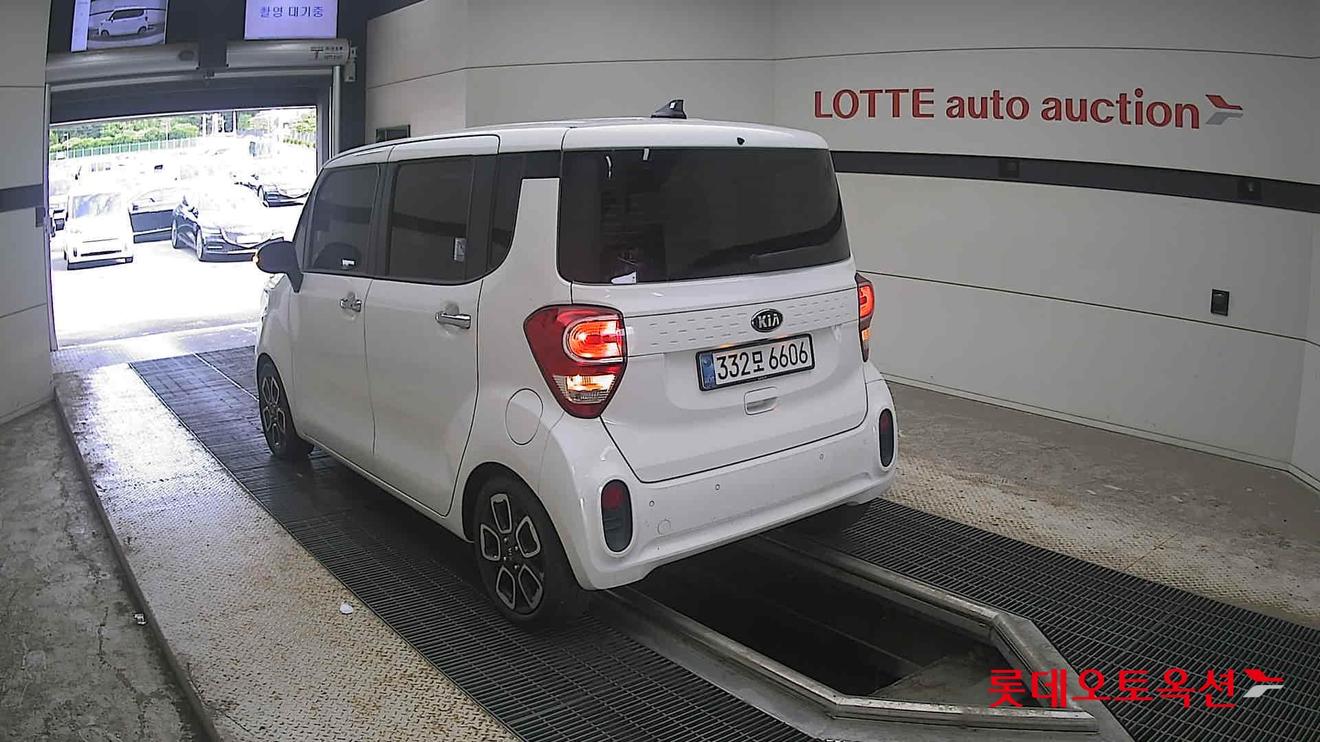 2021 - kia ray