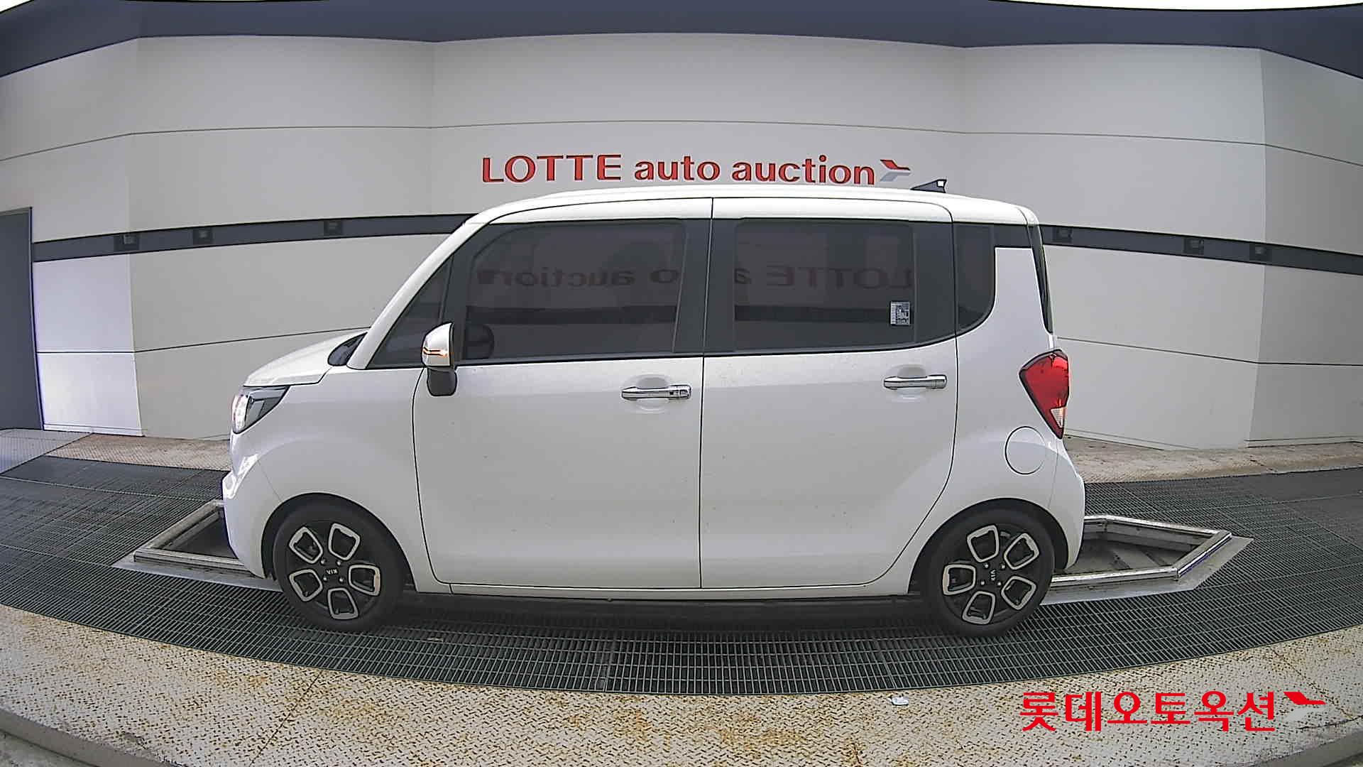 2021 - kia ray