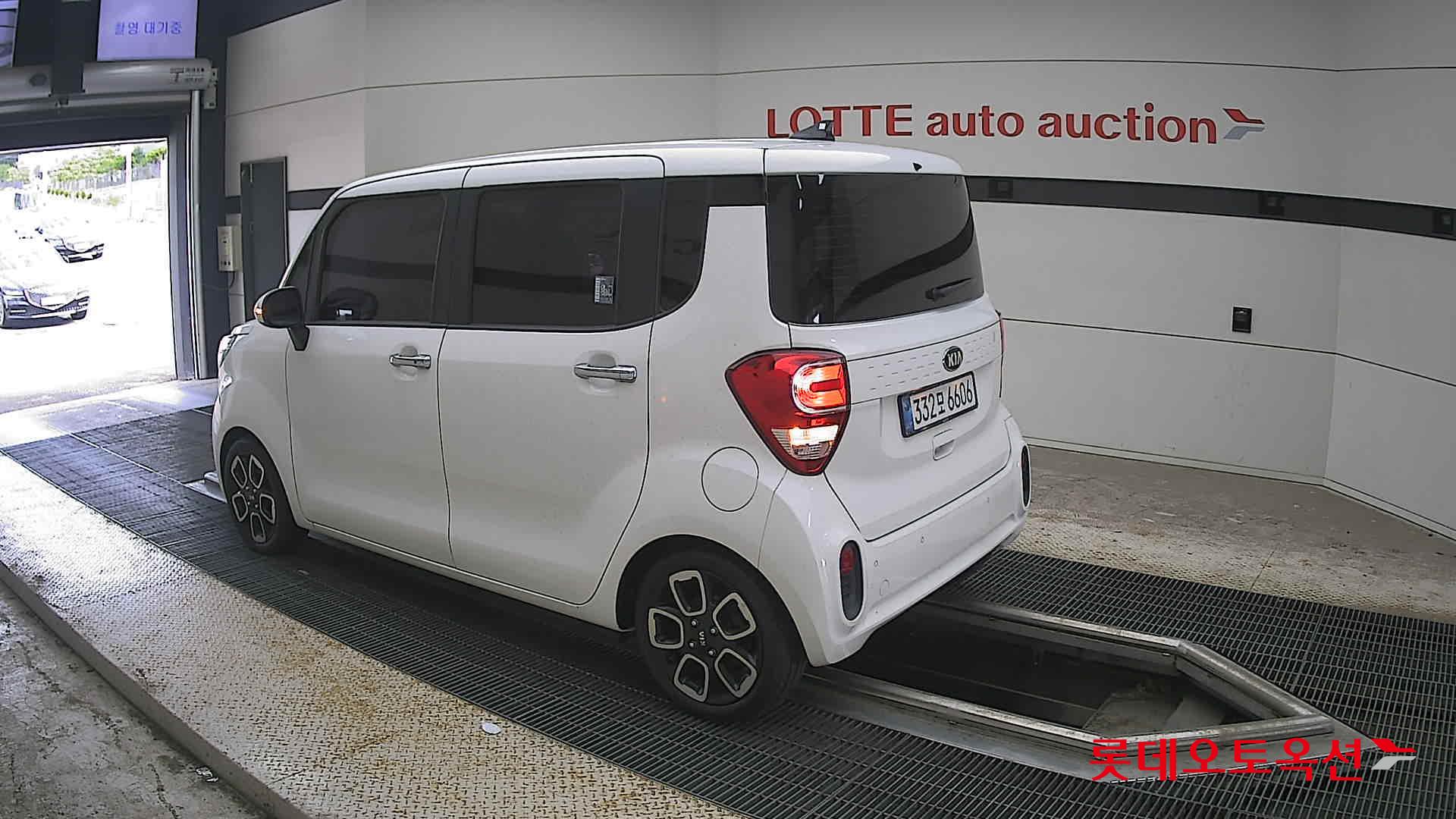 2021 - kia ray