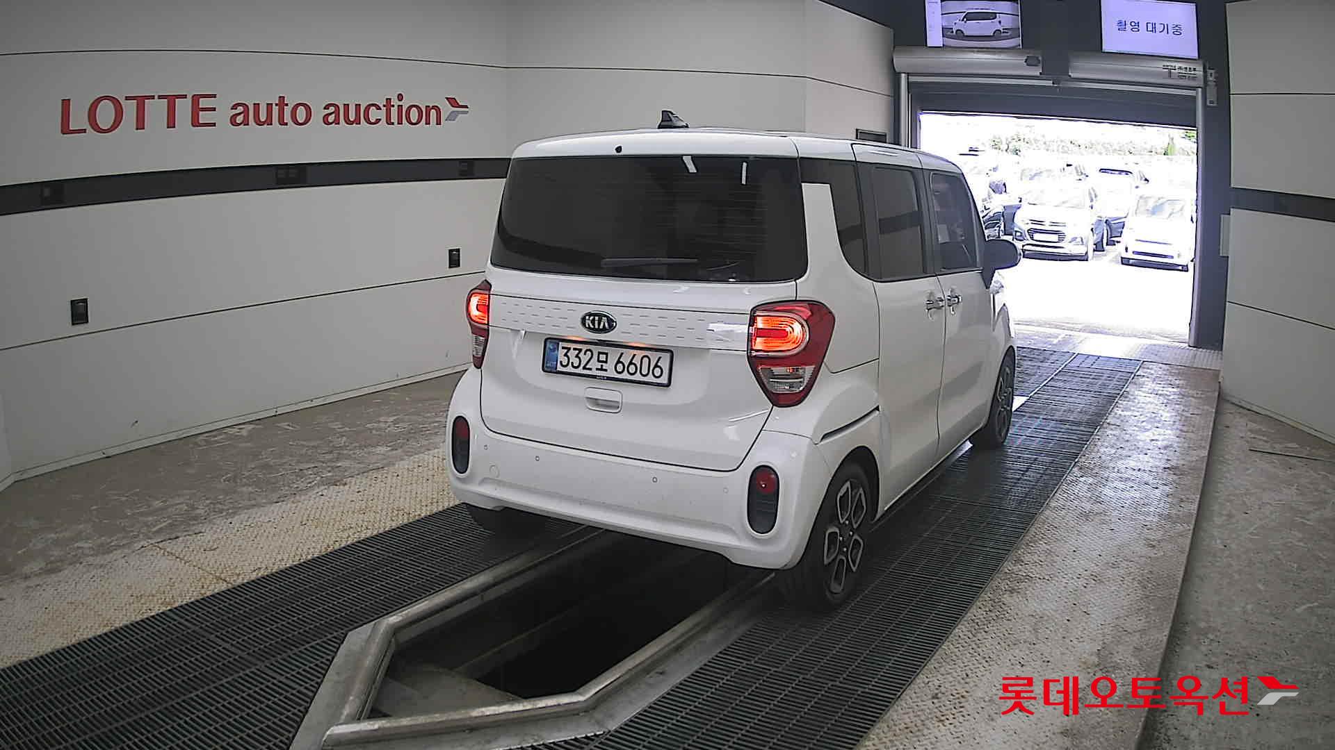 2021 - kia ray
