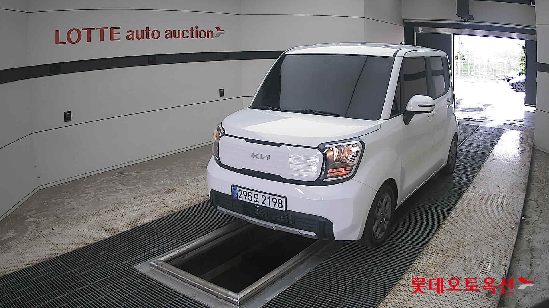 2023 - kia ray