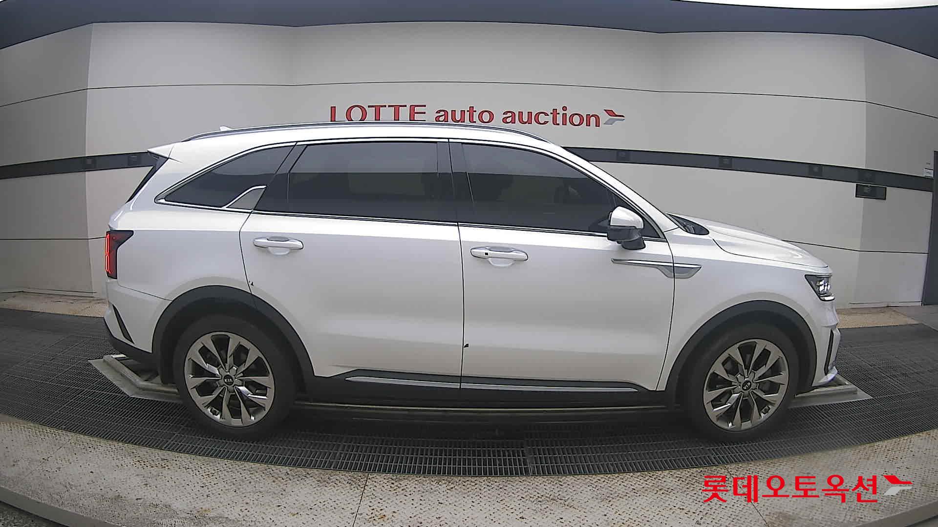 2021 - kia sorento
