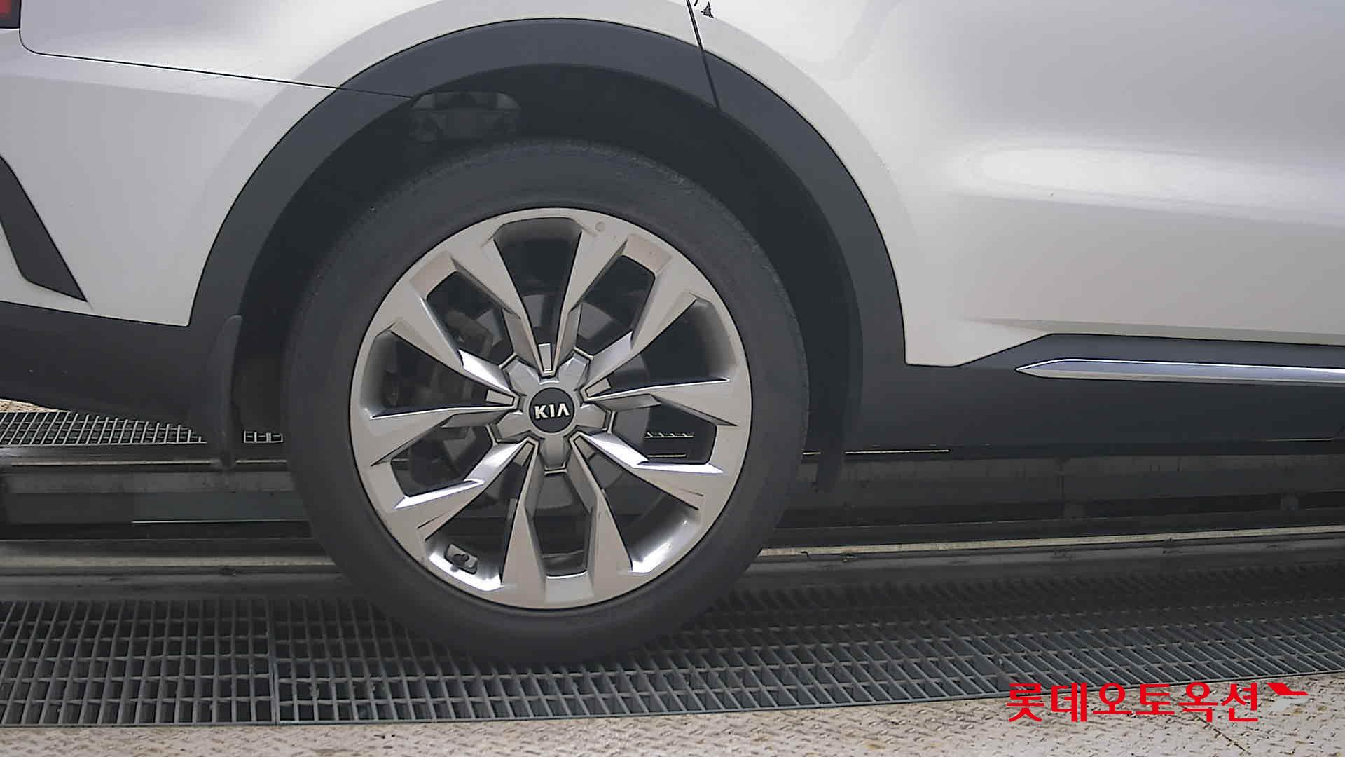 2021 - kia sorento