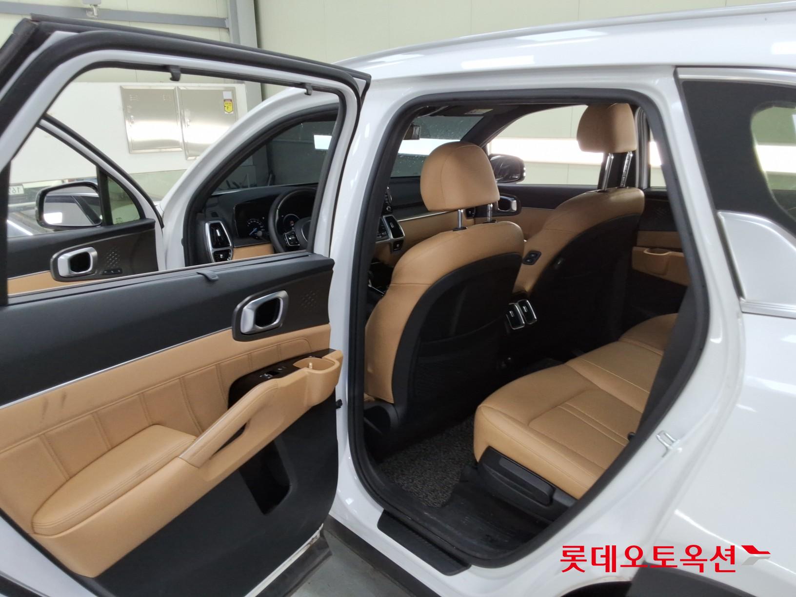 2021 - kia sorento
