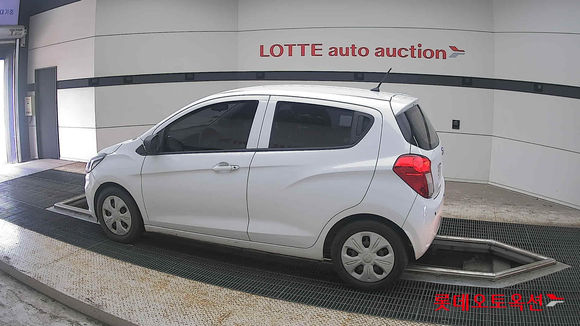2019 - chevrolet spark