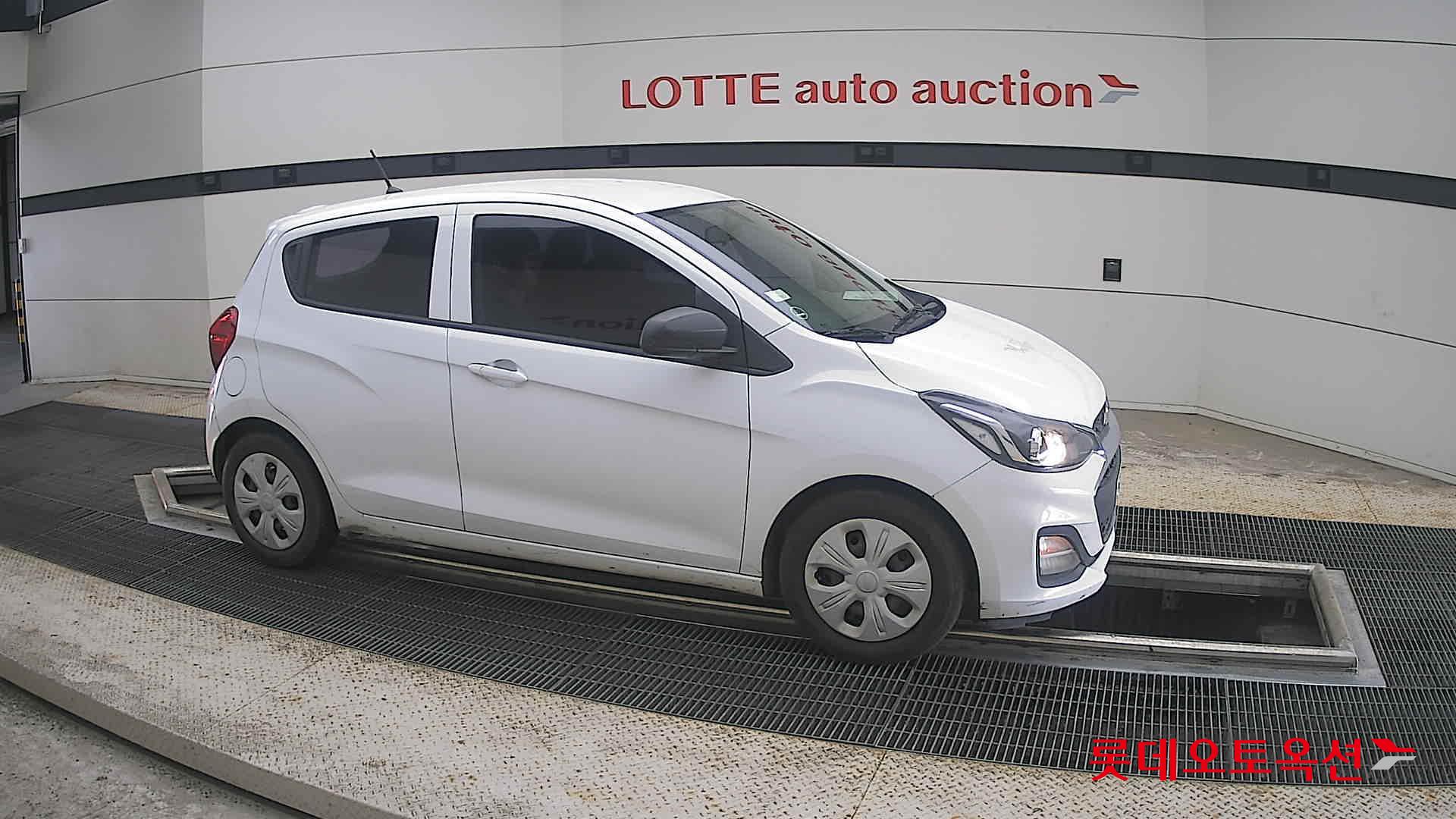 2019 - chevrolet spark