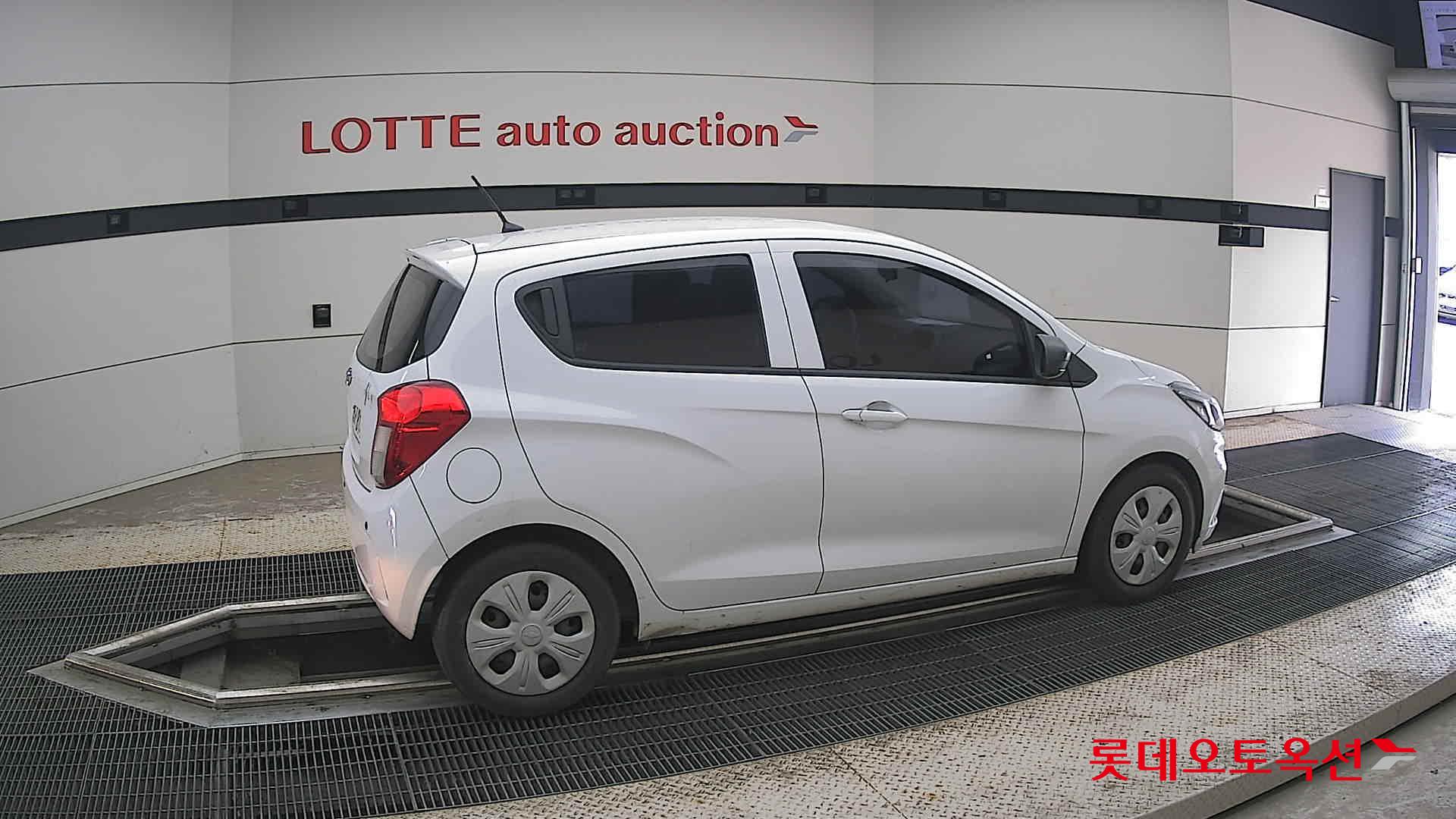 2019 - chevrolet spark