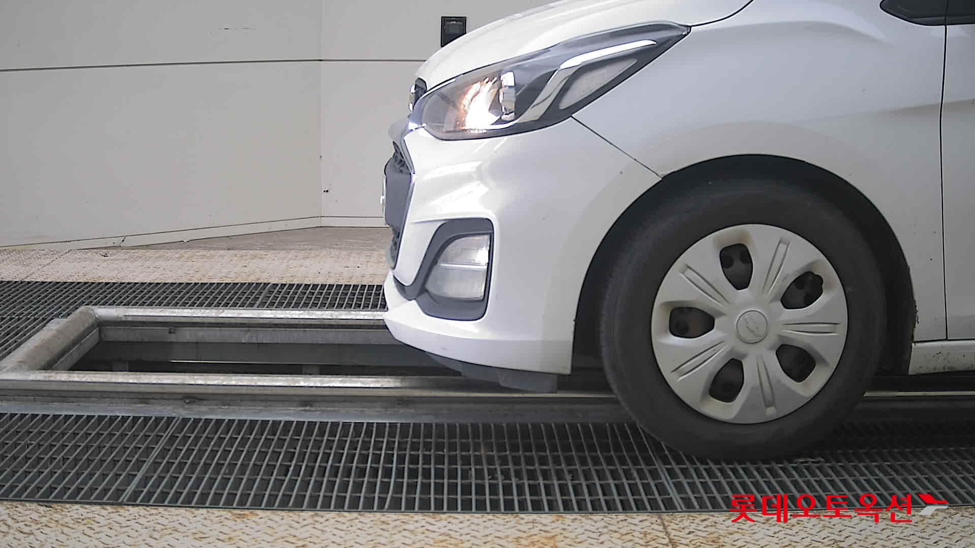 2019 - chevrolet spark