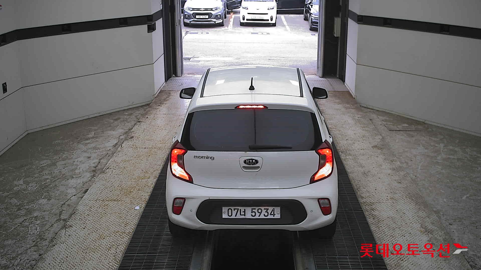2019 - kia morning