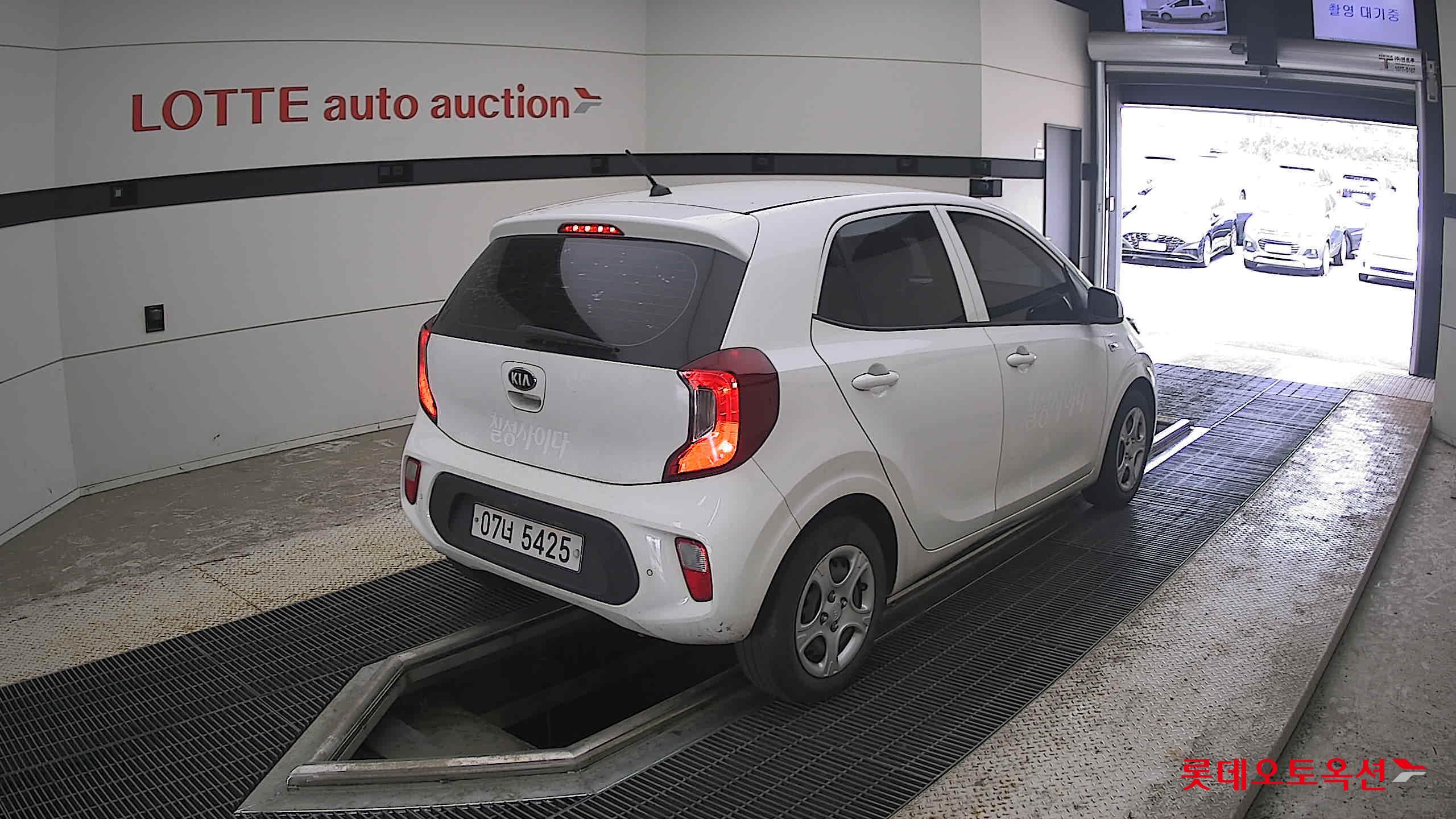 2019 - kia morning