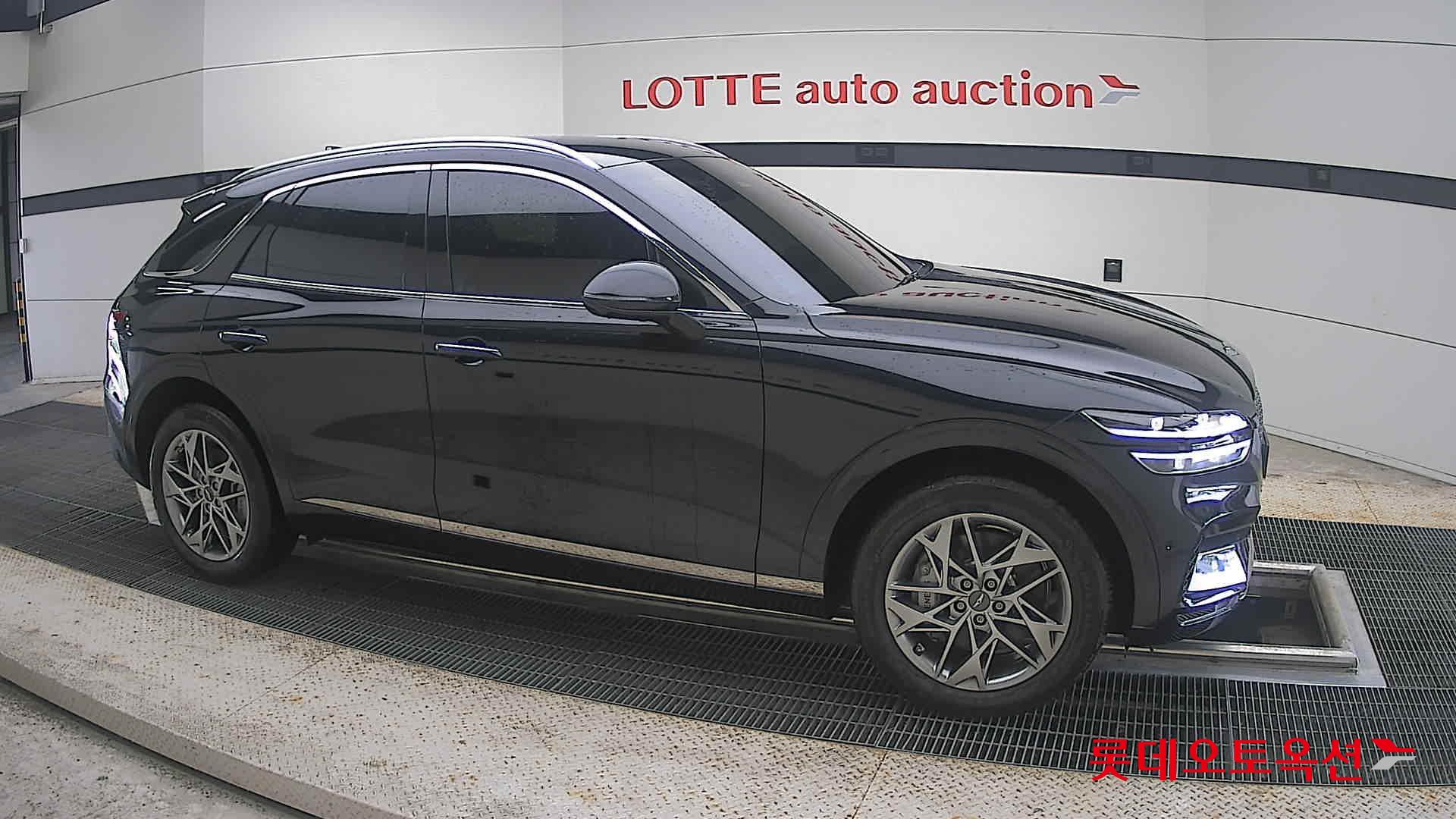 2023 - genesis gv70