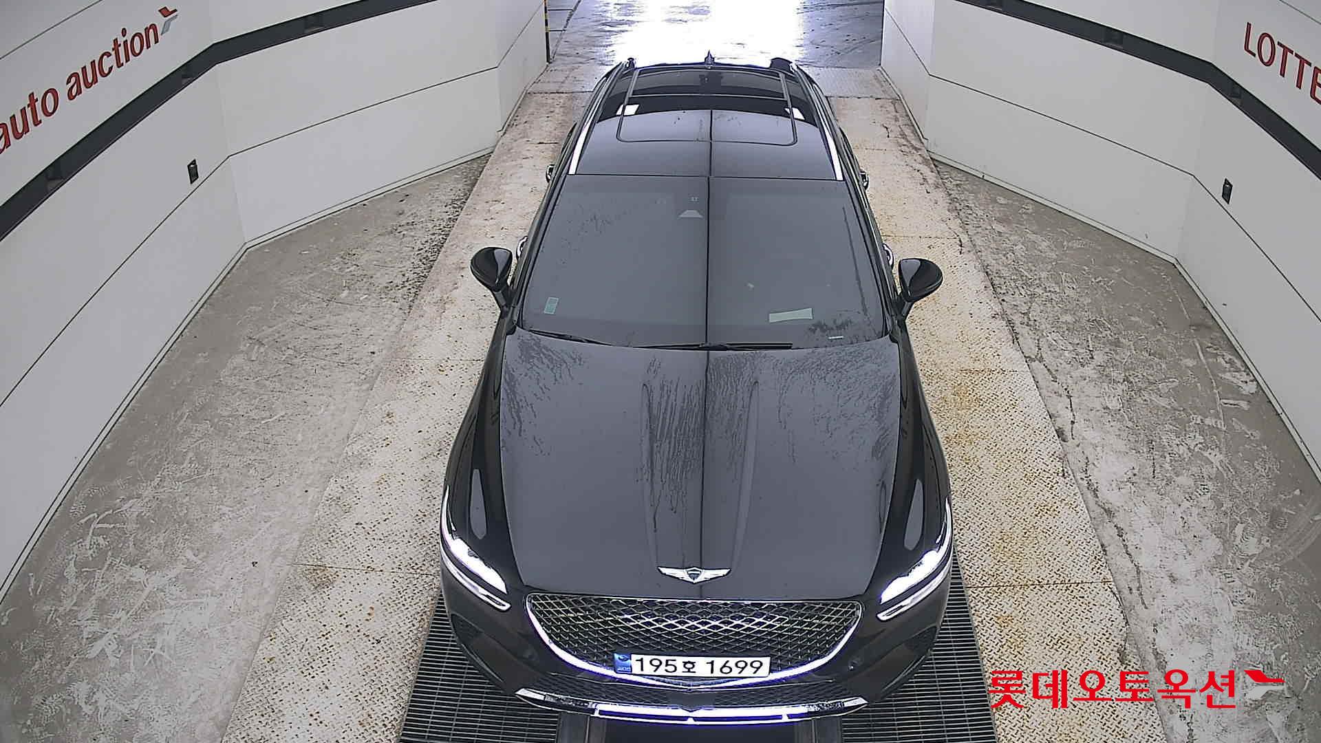 2023 - genesis gv70