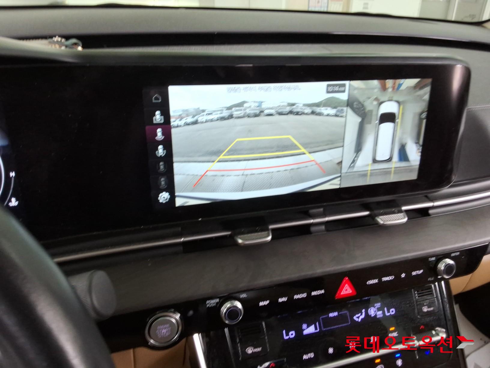 2023 - kia carnival