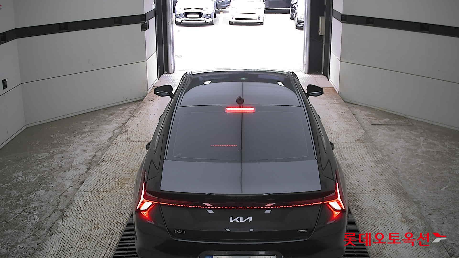 2023 - kia k8