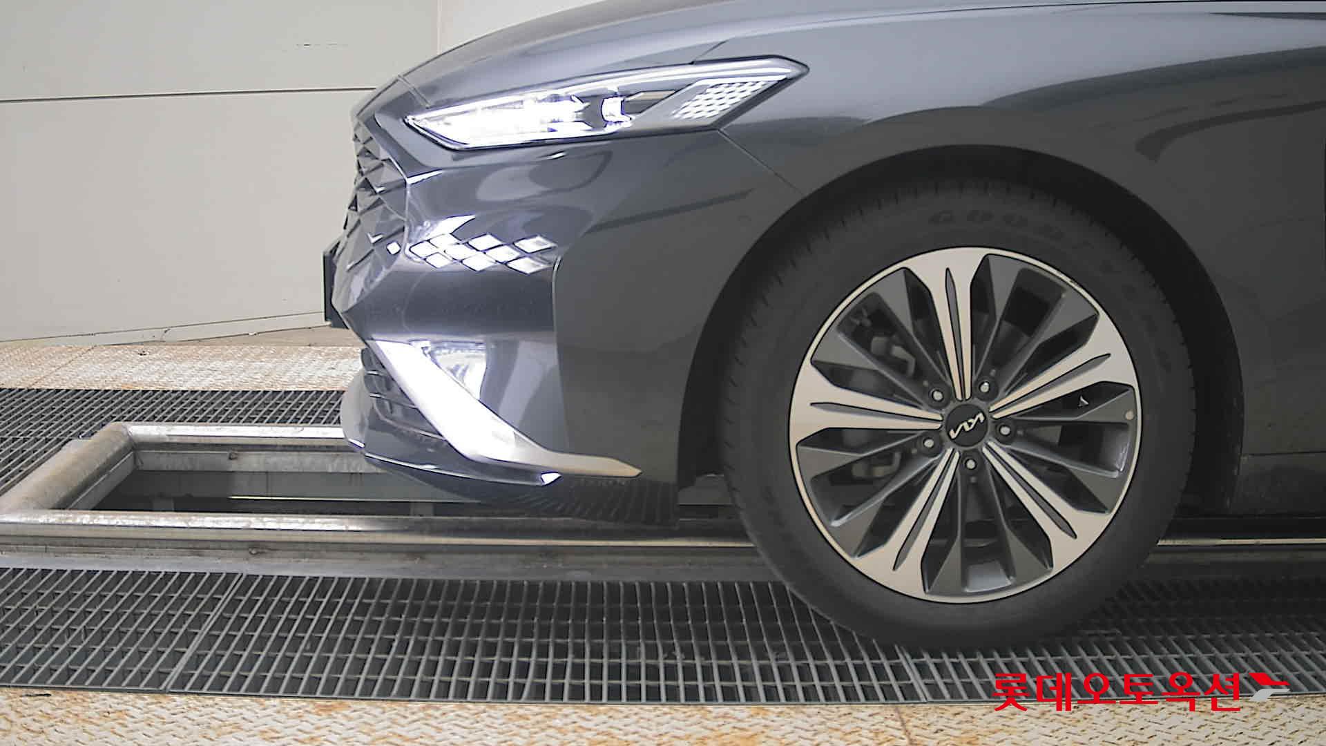 2023 - kia k8