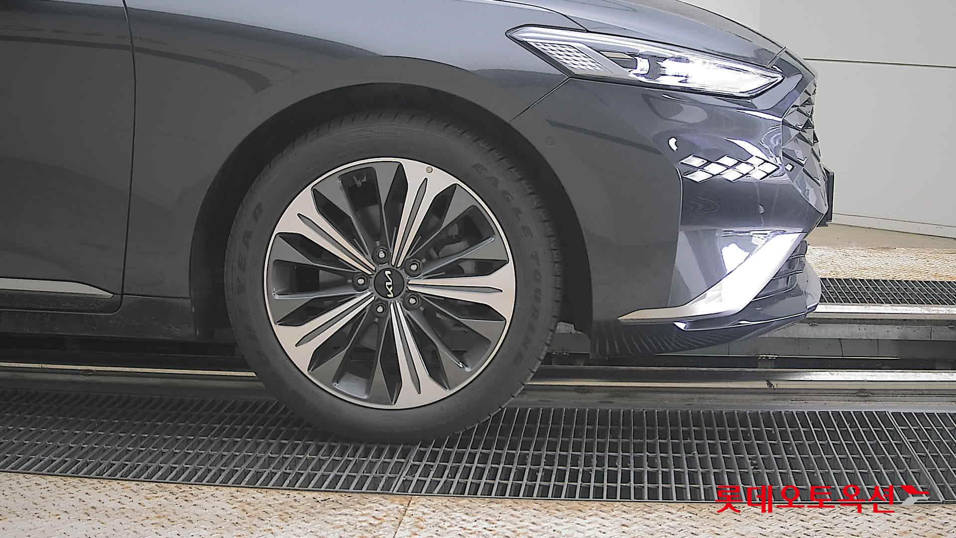 2023 - kia k8