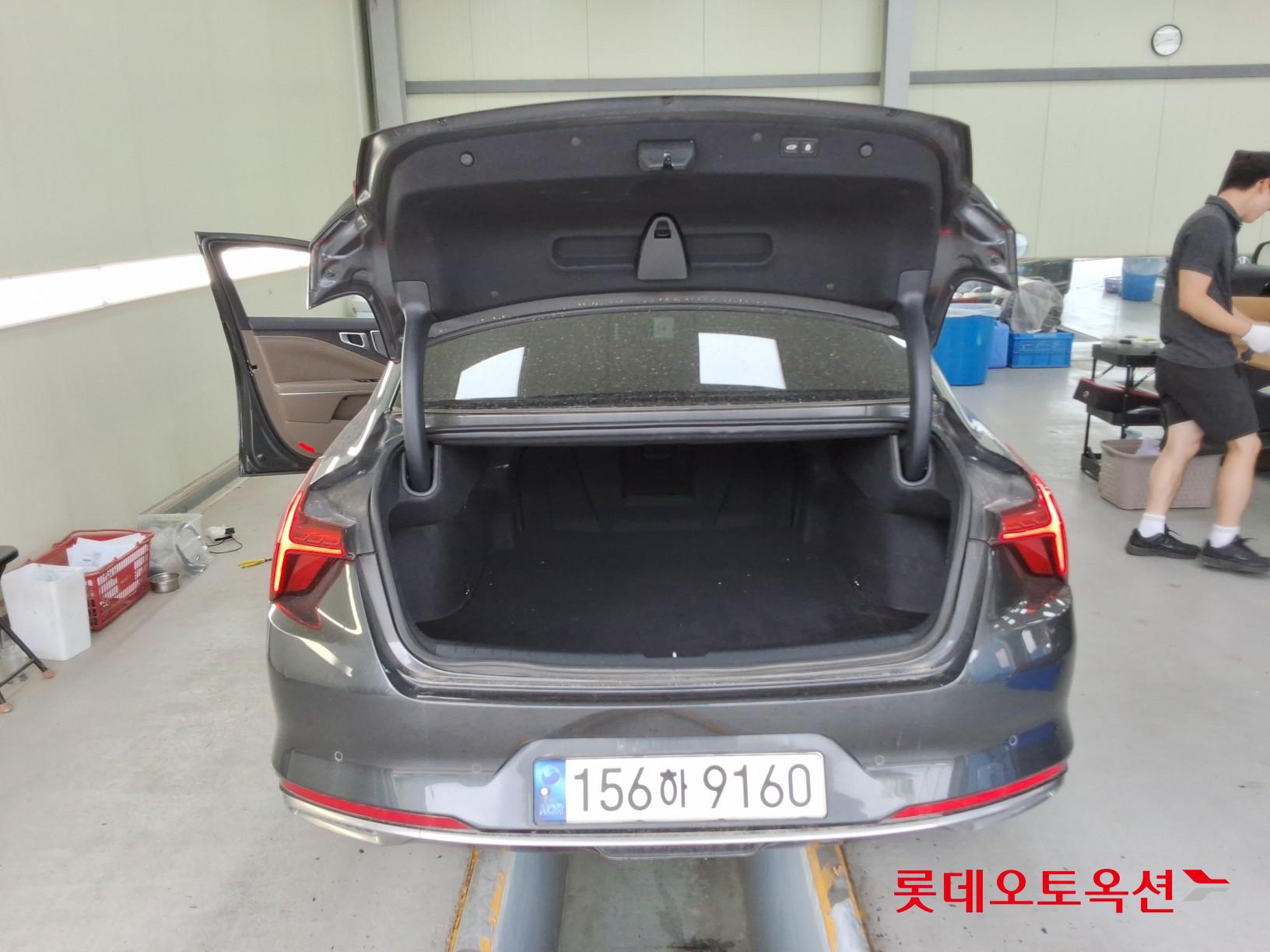 2023 - kia k8