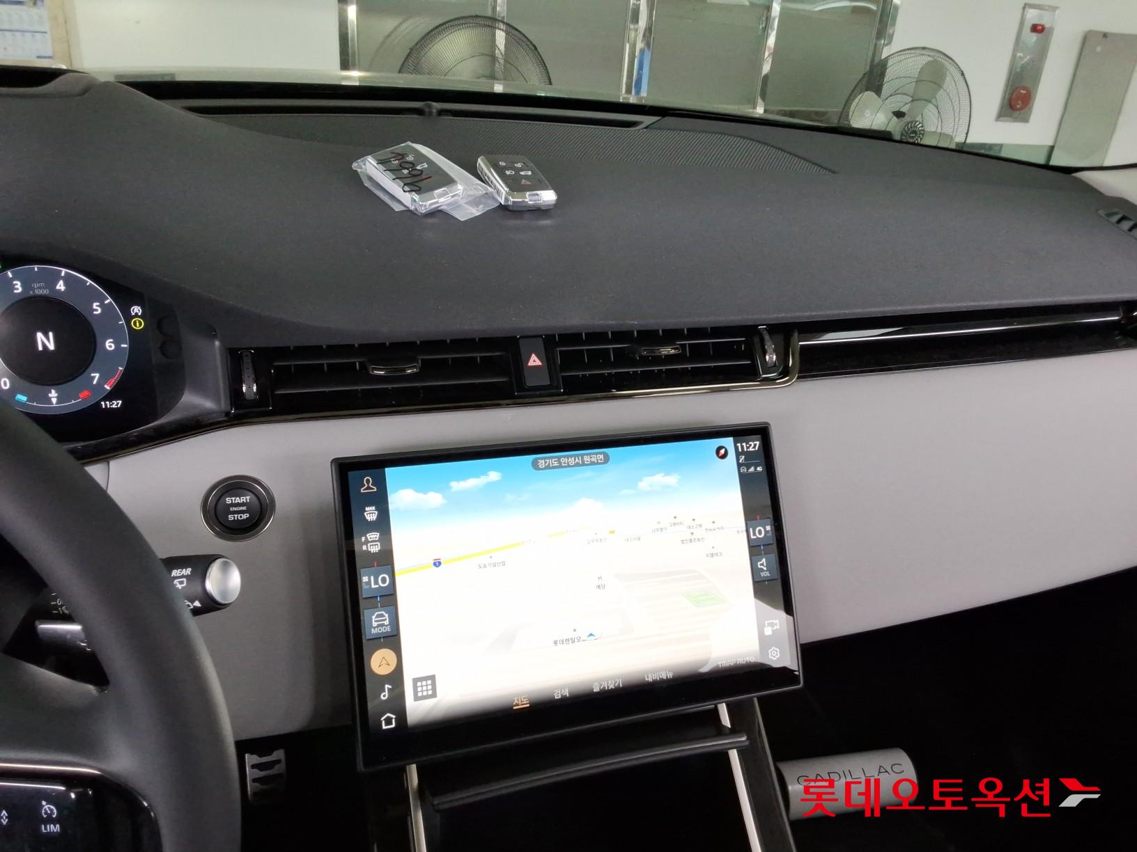 2025 - land rover range rover