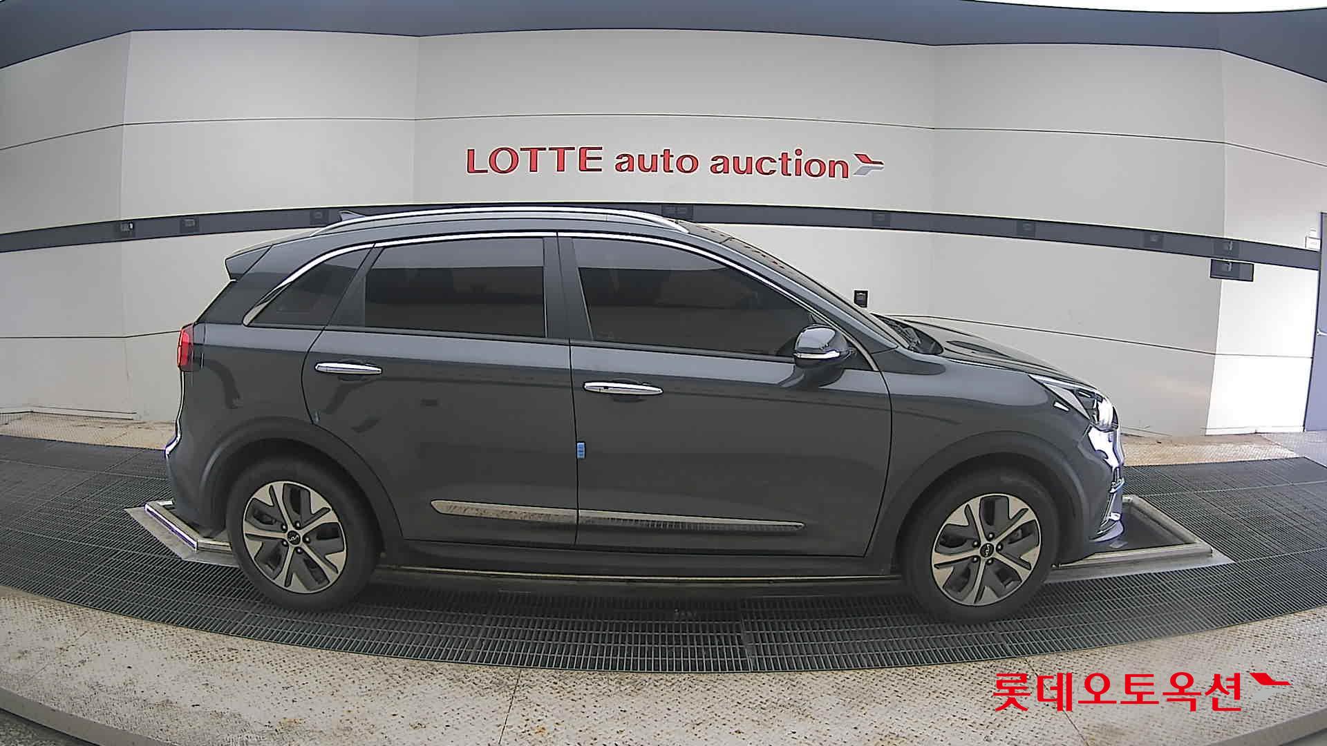 2022 - kia niro