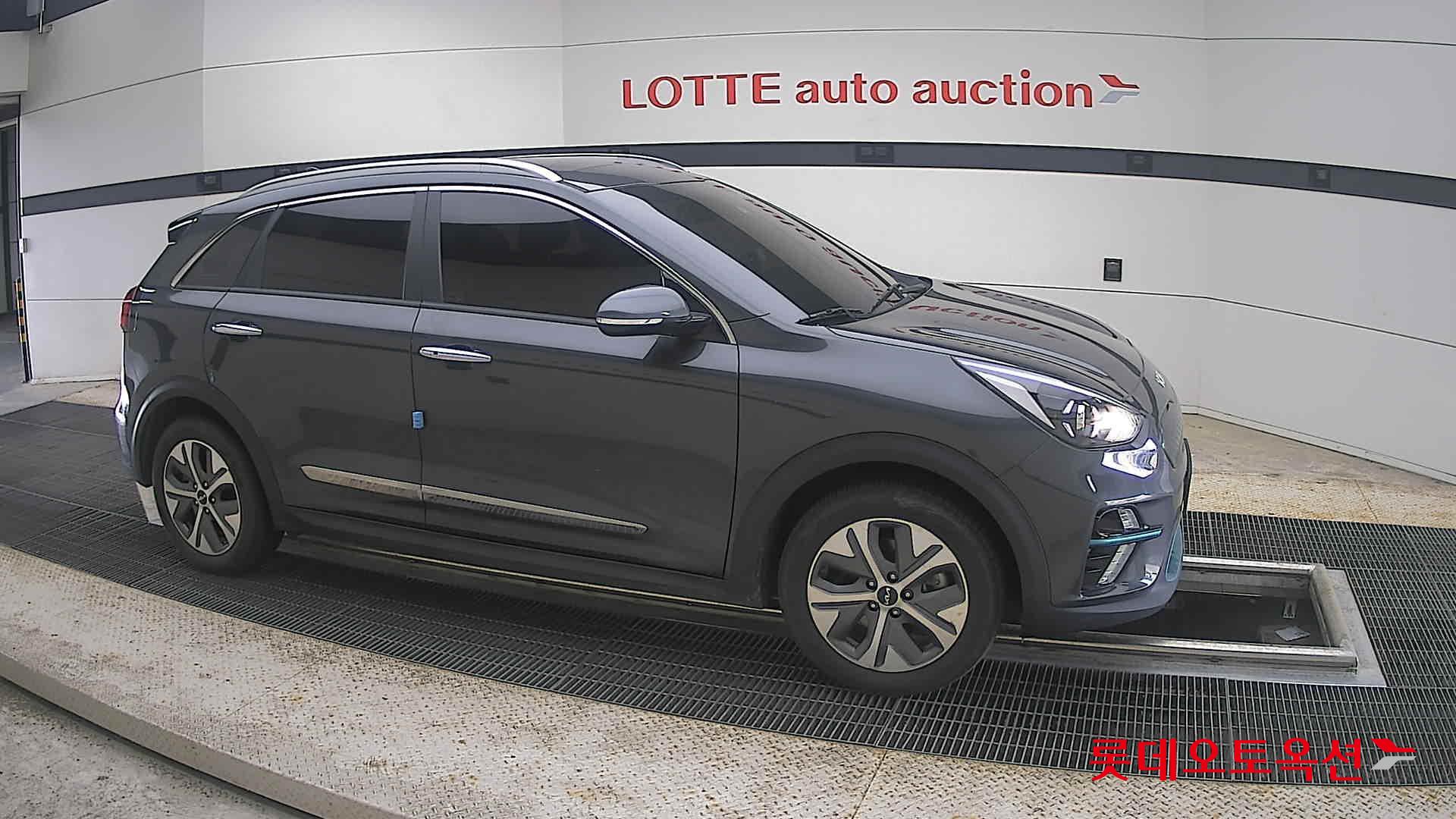 2022 - kia niro