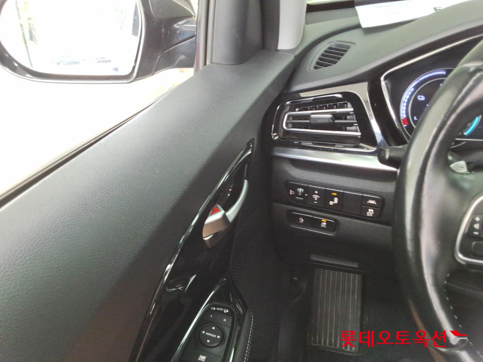 2022 - kia niro