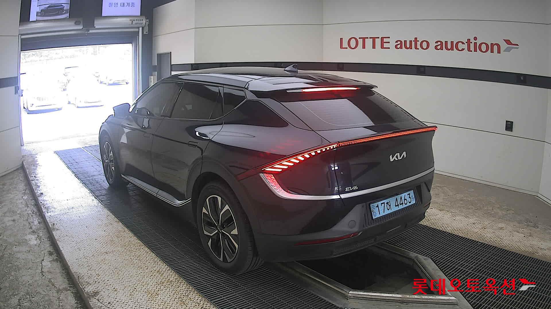 2022 - kia ev6