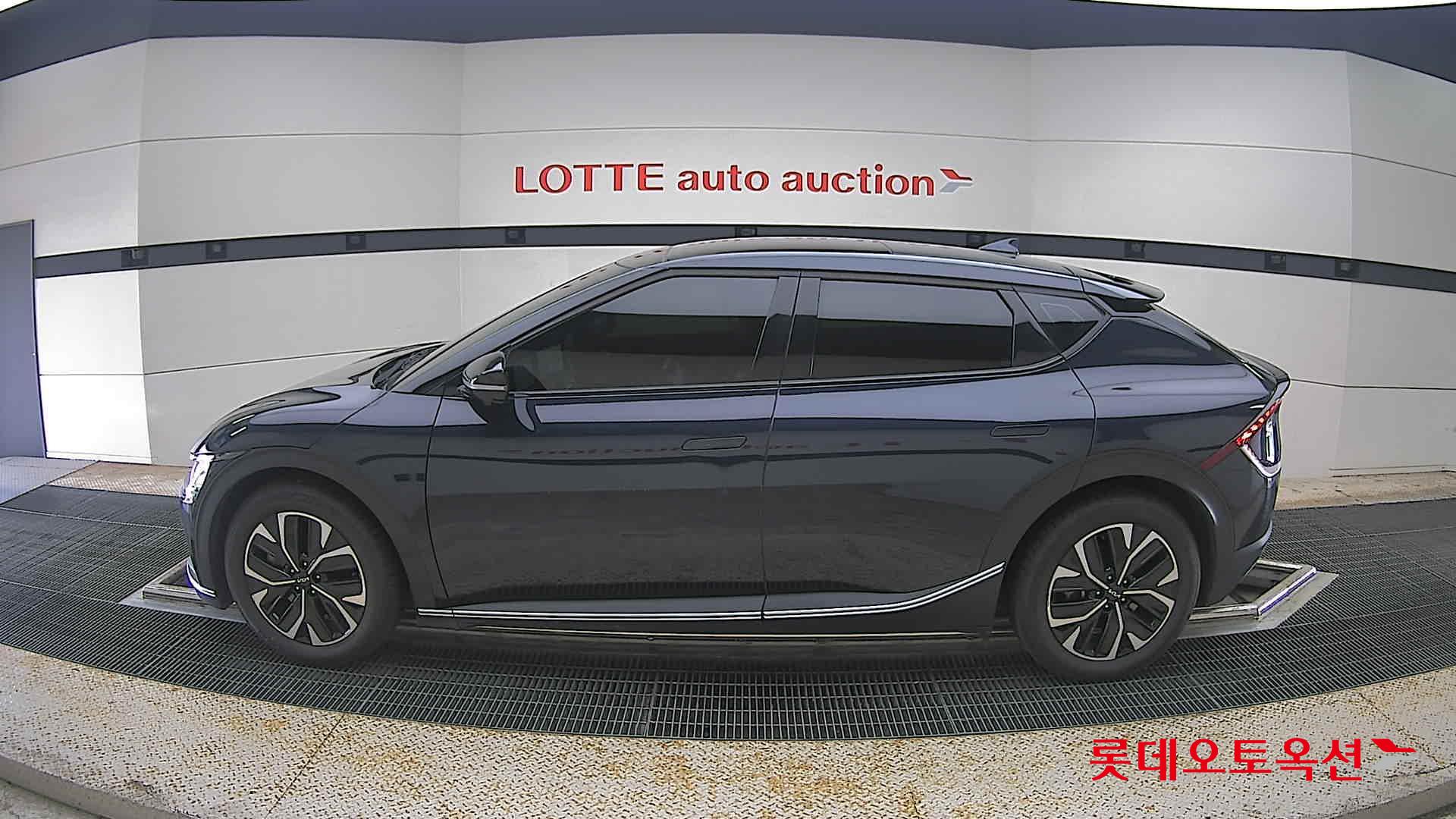 2022 - kia ev6
