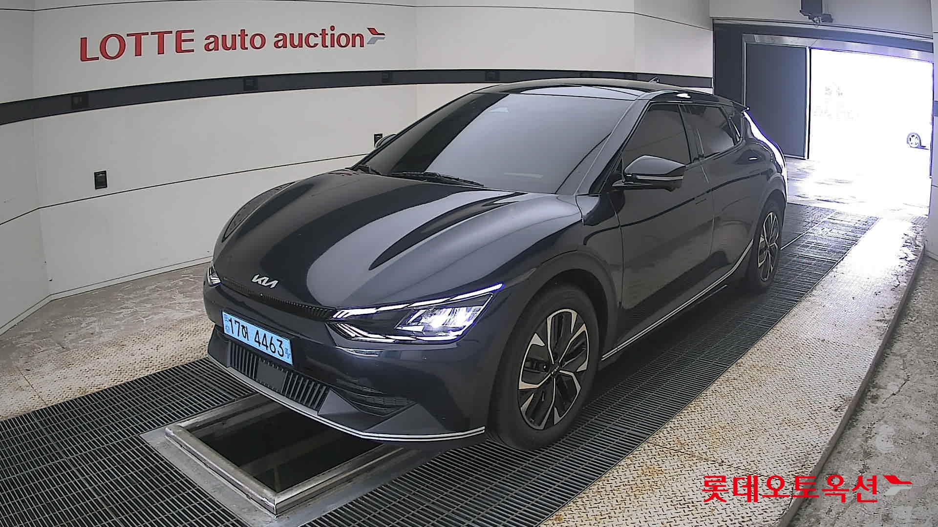 2022 - kia ev6