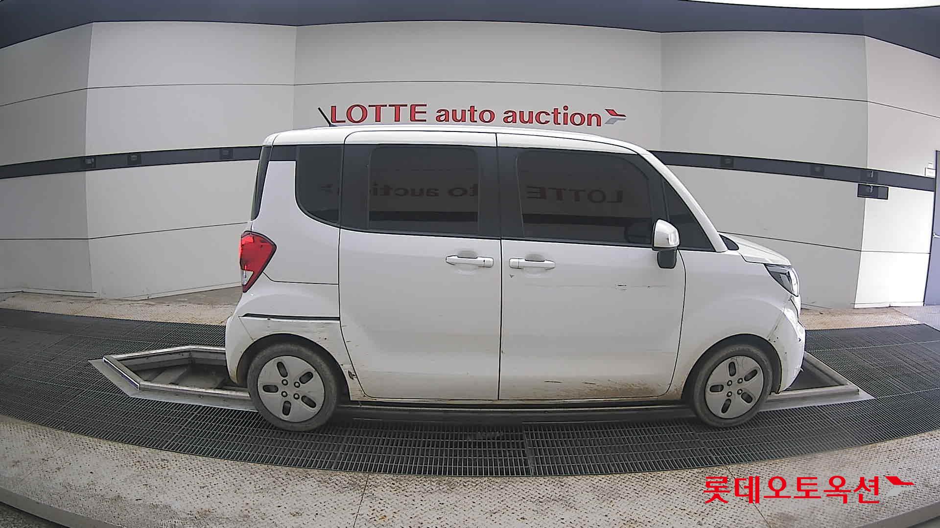 2022 - kia ray
