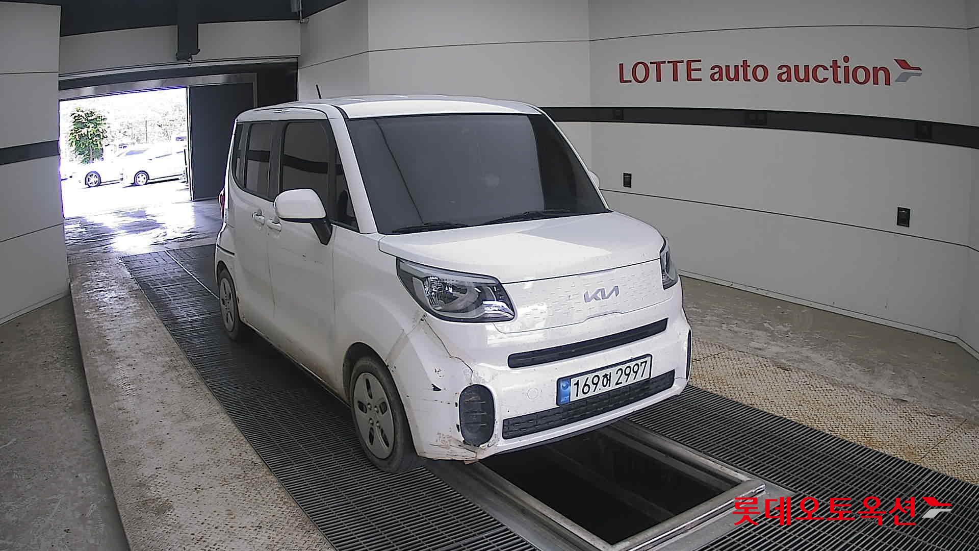 2022 - kia ray