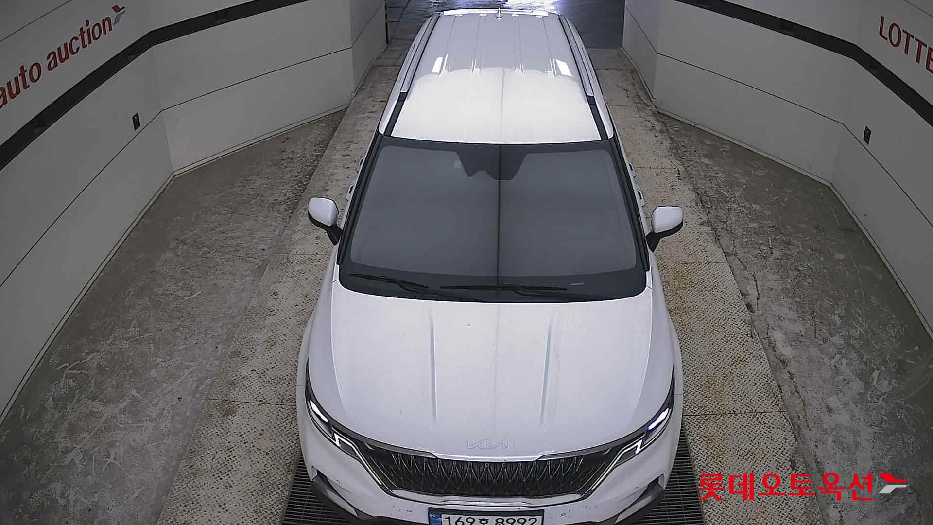 2023 - kia carnival