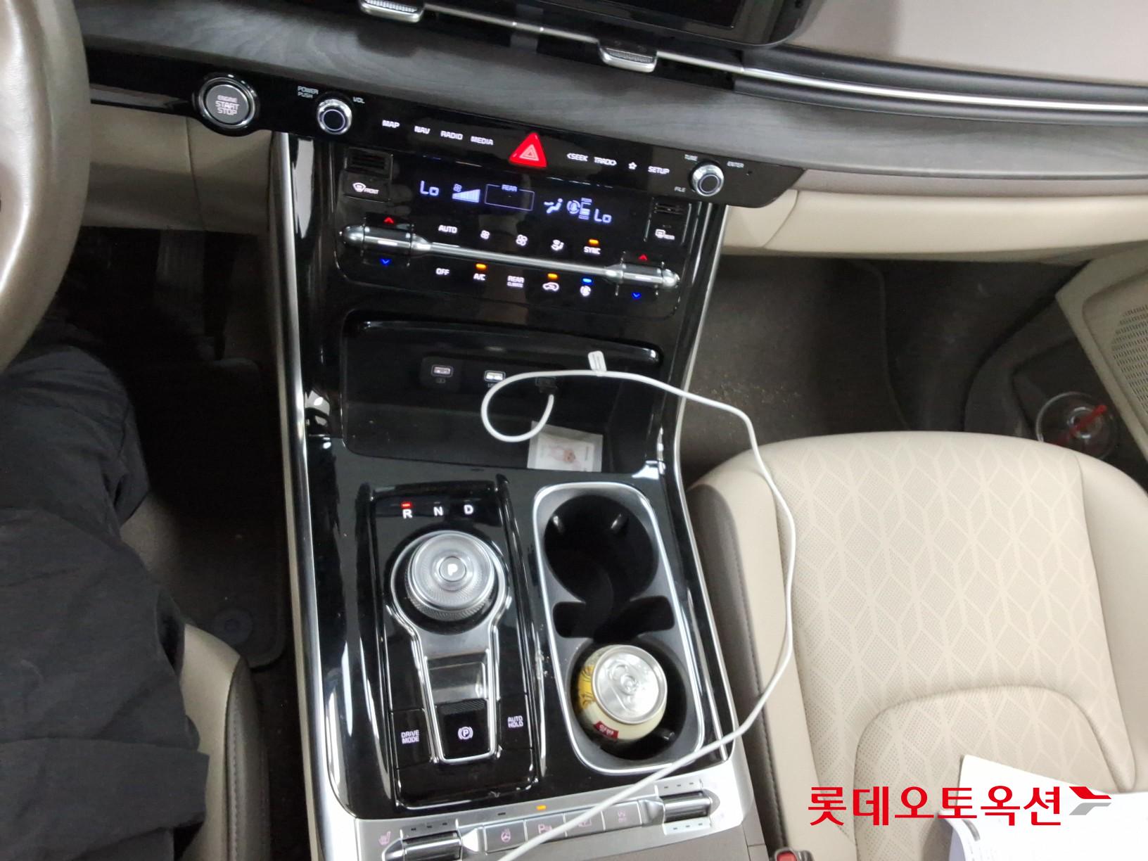 2023 - kia carnival