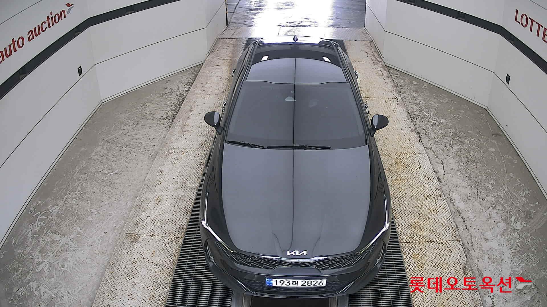 2022 - kia k5
