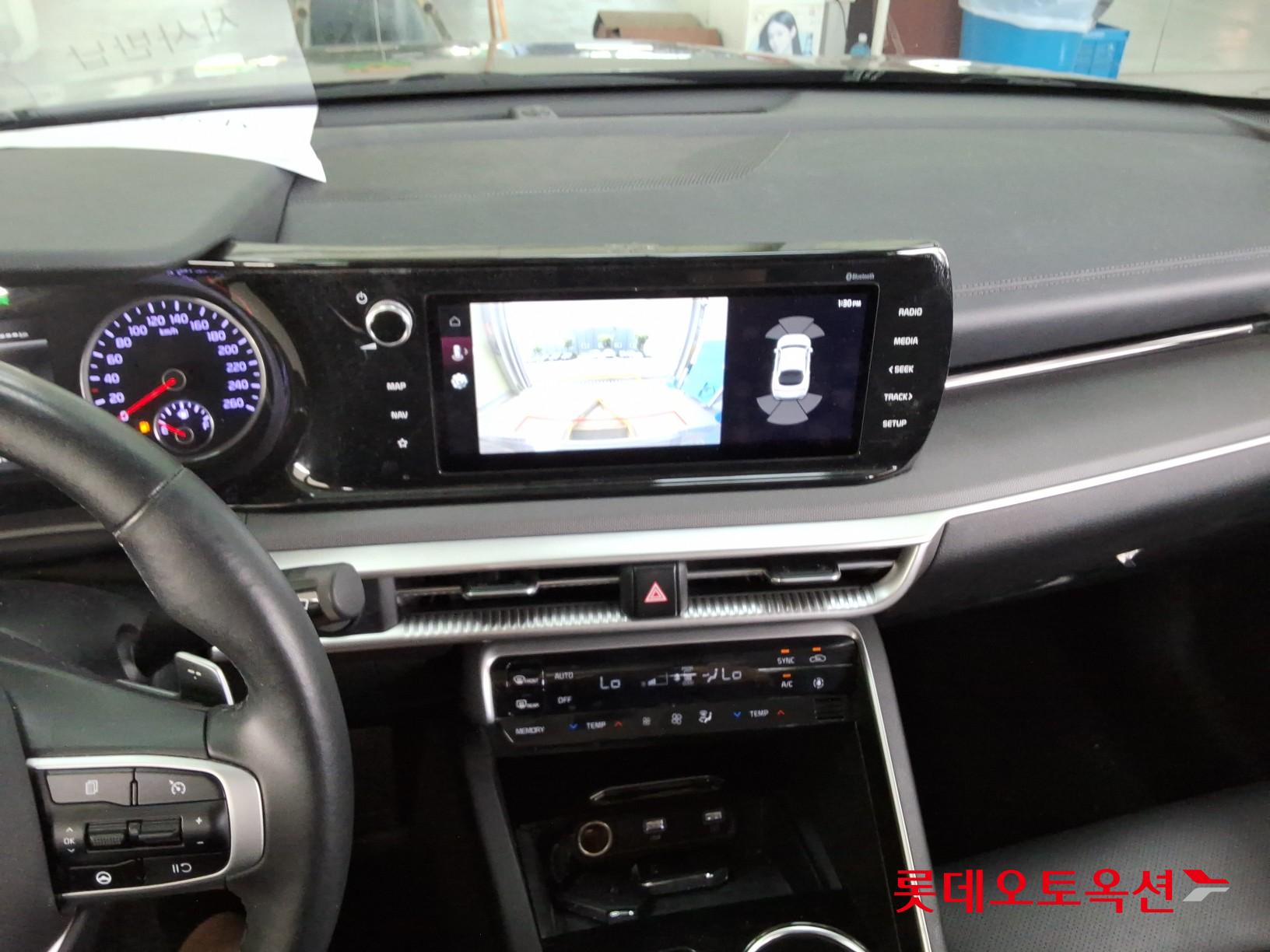 2022 - kia k5