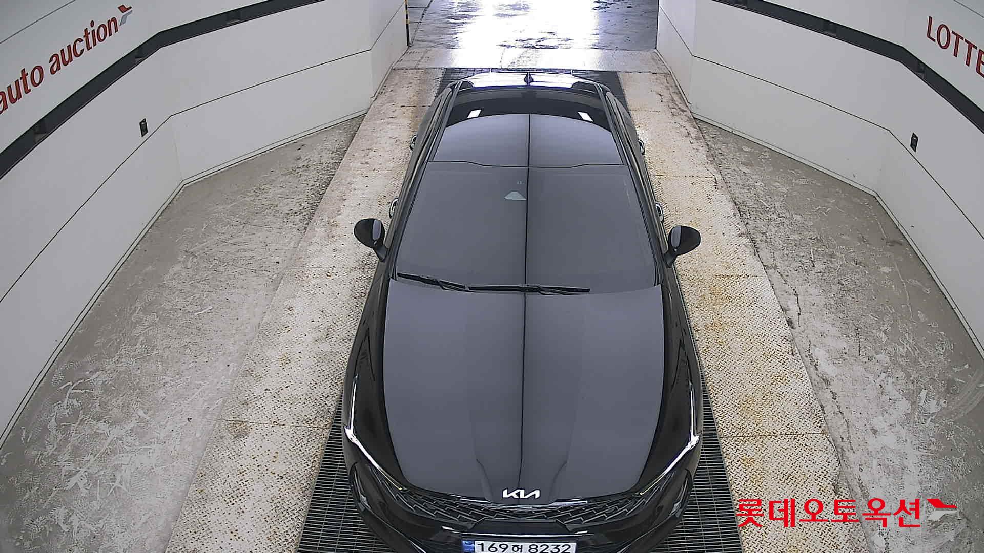 2022 - kia k5