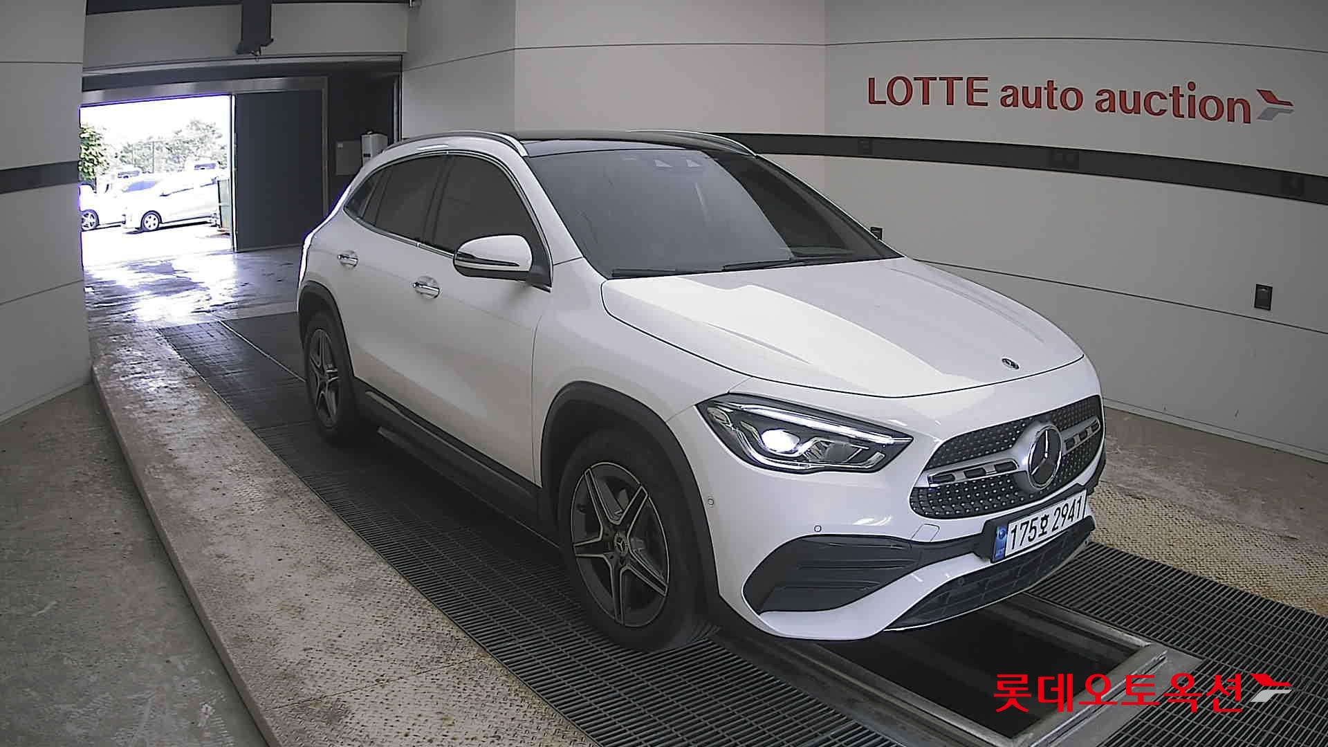 2023 - bmw gla250