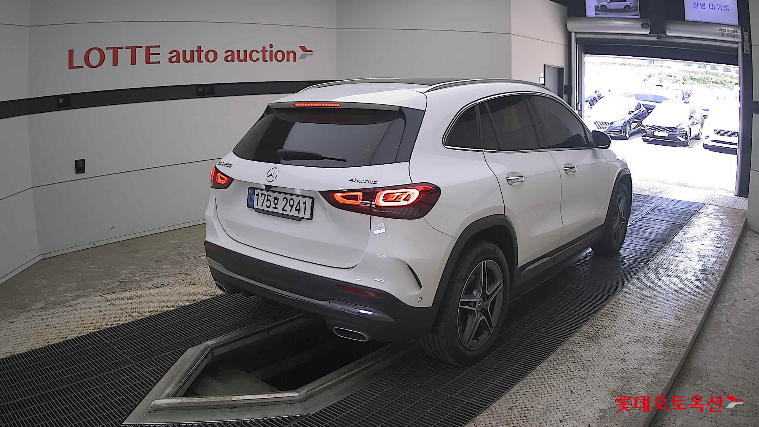 2023 - bmw gla250