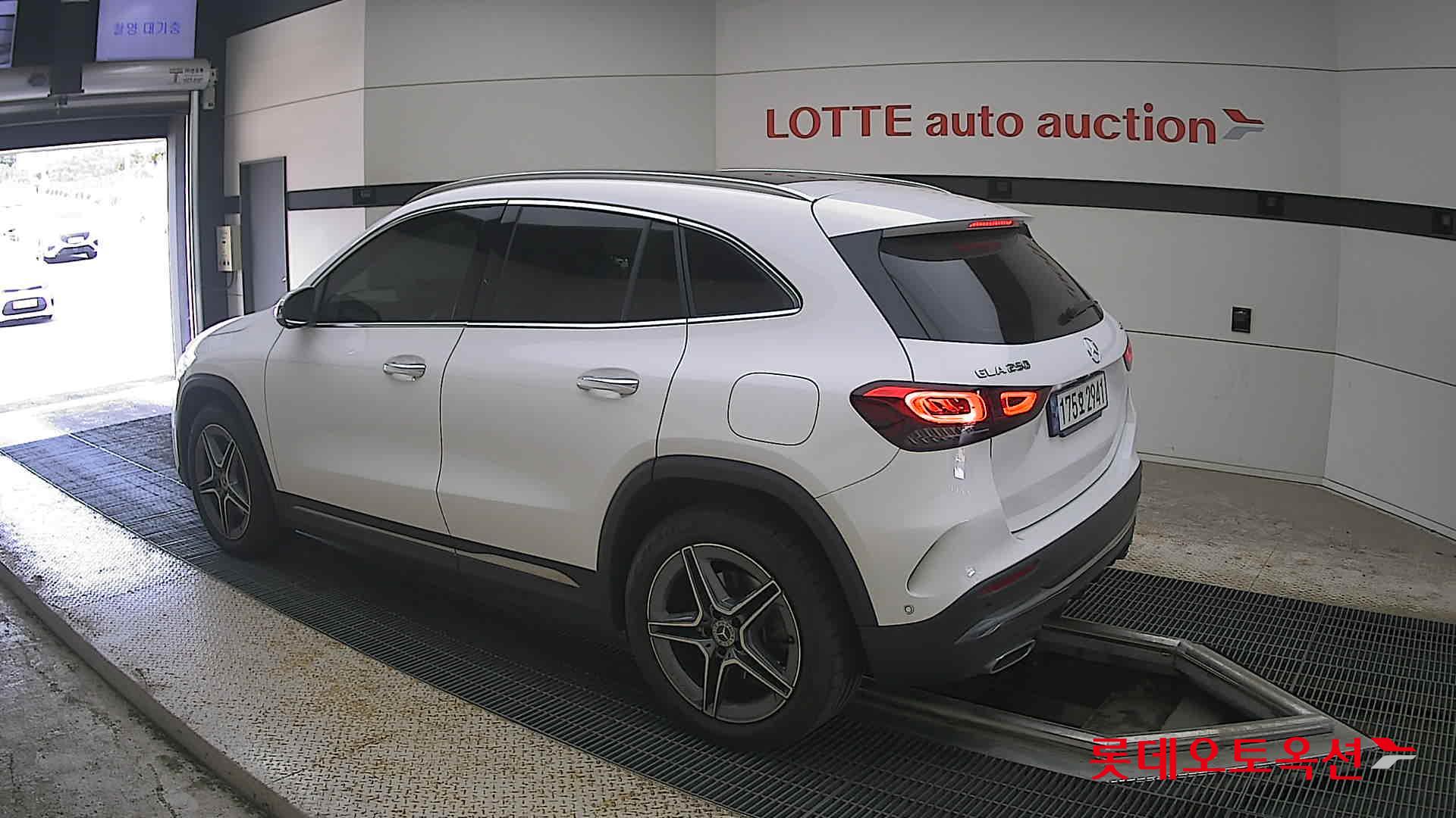 2023 - bmw gla250