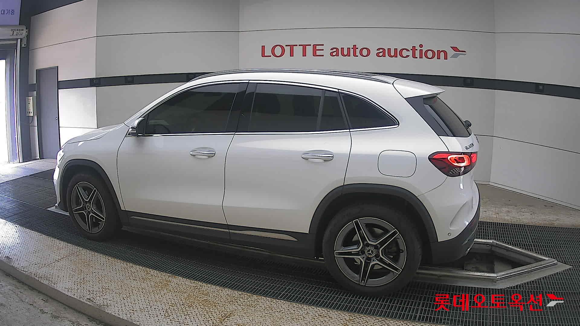 2023 - bmw gla250